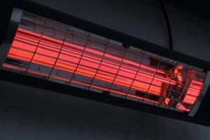 Elektriniai šildytuvai ūkyje: kur, kaip ir kada juos naudoti efektyviausiai?