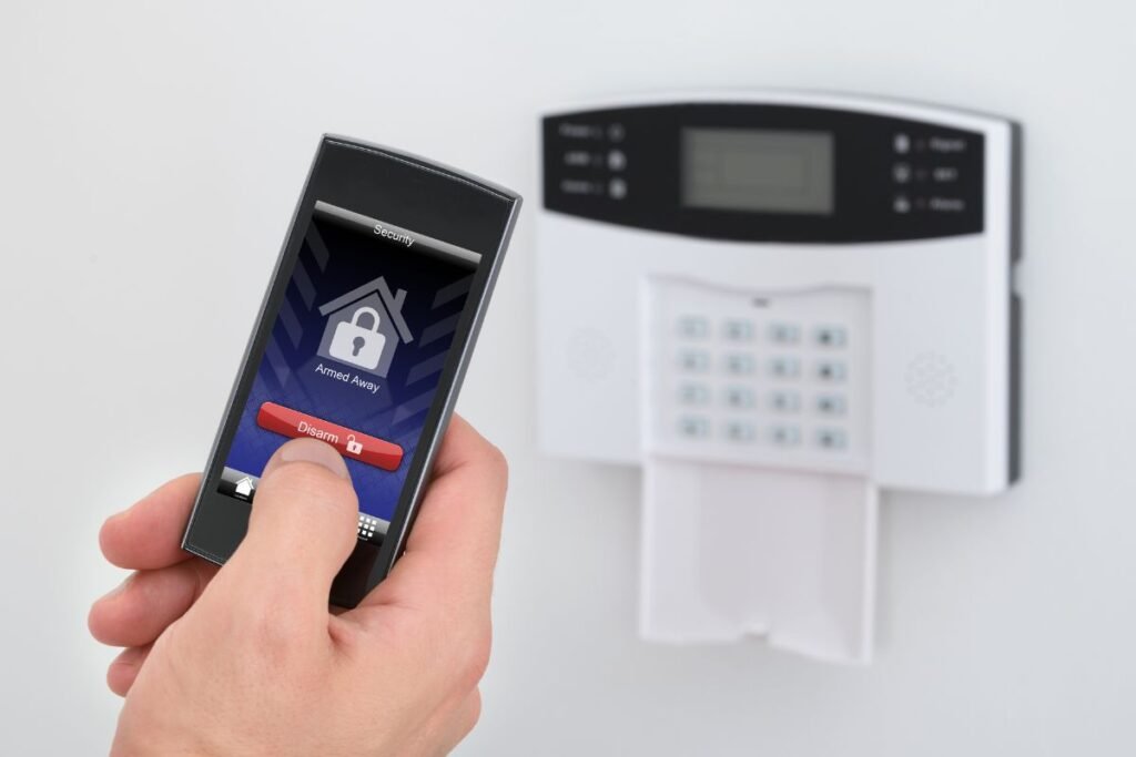 Išmaniosios apsaugos sistemos ir nuotolinė kontrolė