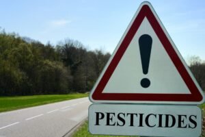 Pesticidai Lietuvoje: tarp griežtėjančių ES standartų ir nelegalios prekybos grėsmės