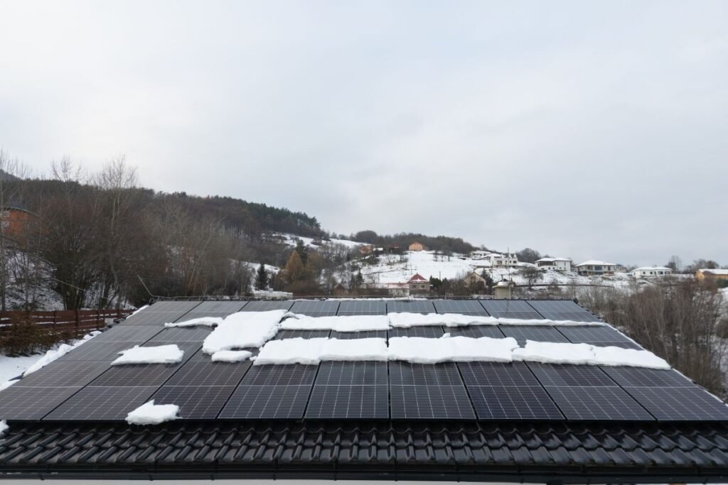 Kaip veikia saulės kolektoriai žiemą?